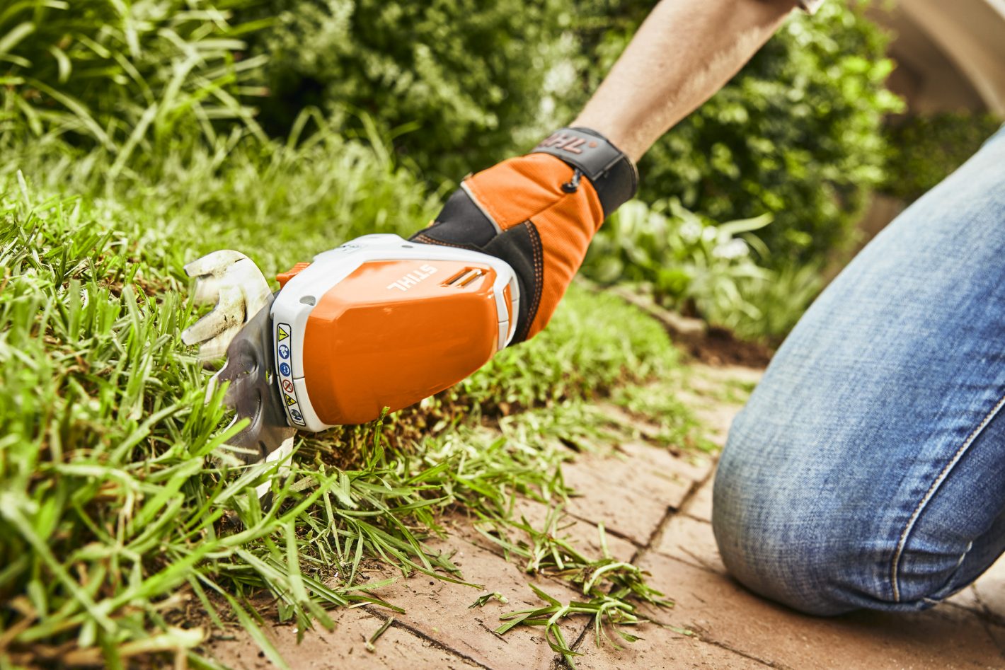 STIHL HSA 26 Strauchschere Set Akku Heckenschere inkl. Akku AS 2 + Ladegerät ALS 31