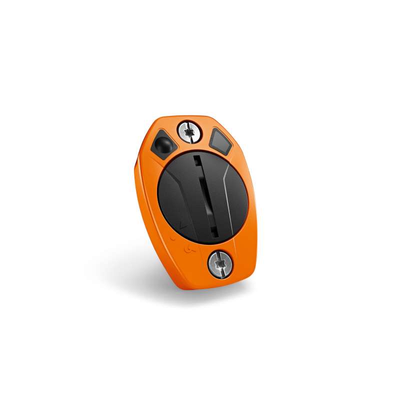 STIHL Smart Connector 2 A überträgt Gerätedaten via Bluetooth an Smartphone oder Tablet